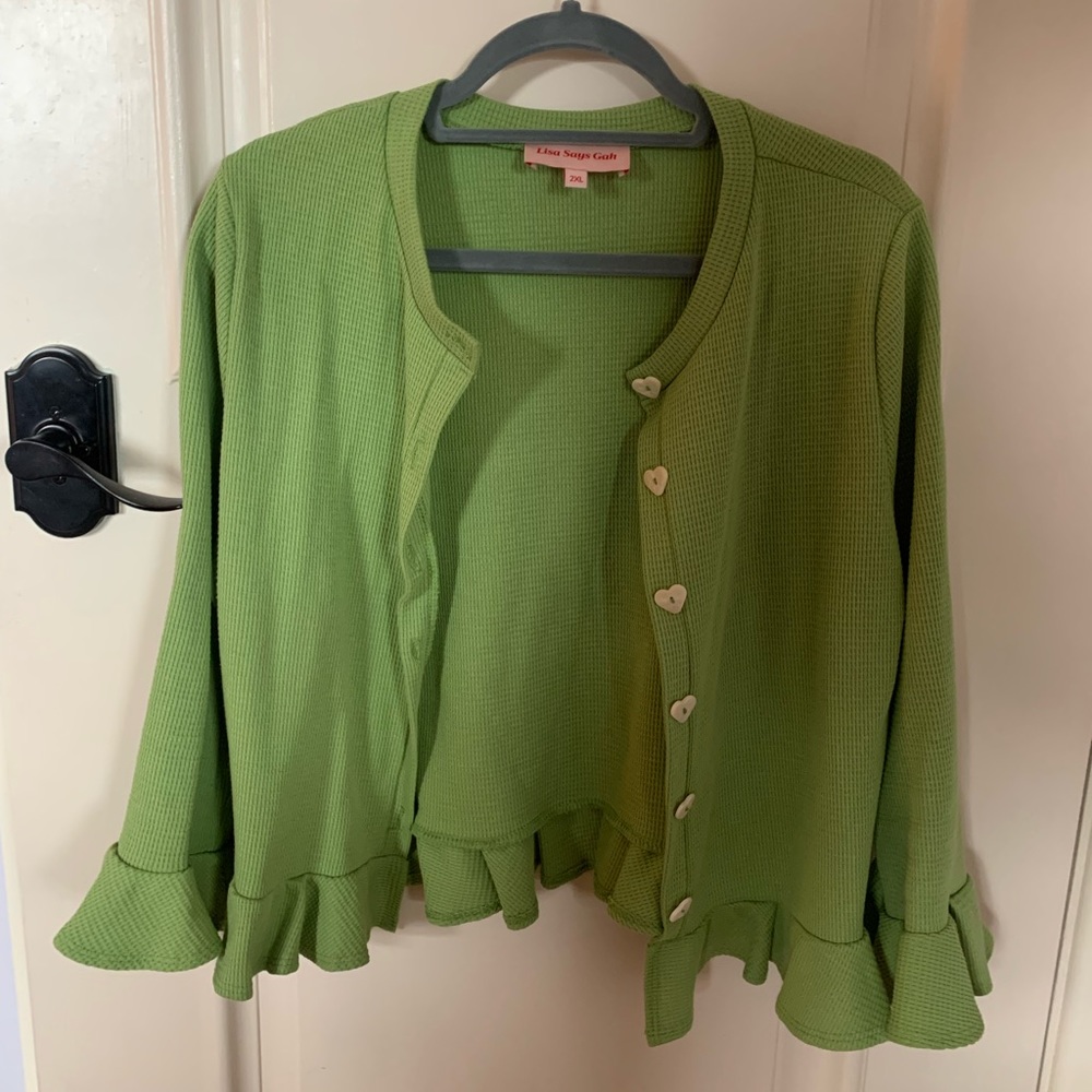 Lisa Says Gah Olivia Ruffle Top with Heart Buttons